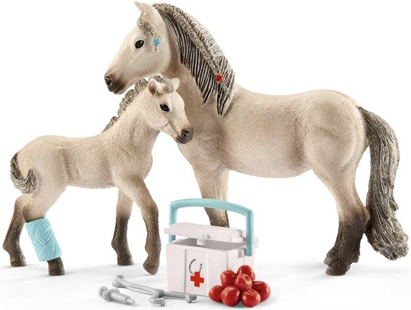 SCHLEICH HORSE CLUB HANNAHS FIRST-AID KIT