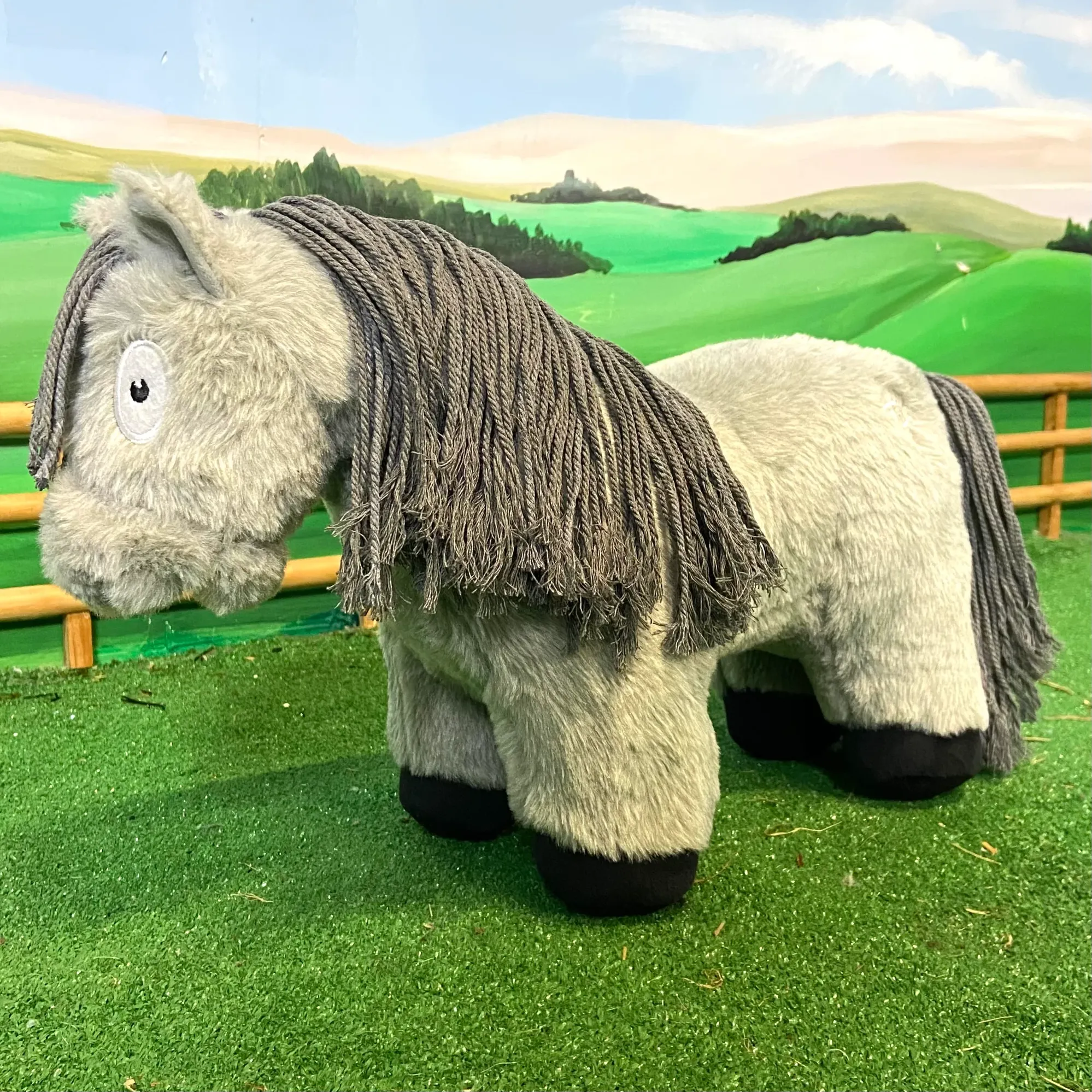 Crafty Ponie Grey Roan